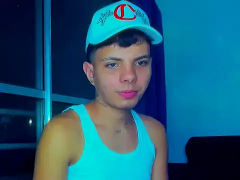 Alessandro 1610 online show from November 12, 4:46 am