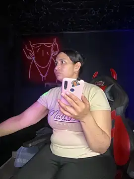 Snapshot of Carola-Ross chatting on March 23, 2:26 am Carola-Ross online show from March 23, 2:26 am