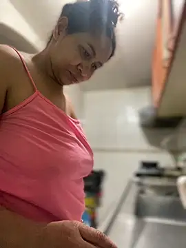 Carola-Ross online show from April 11, 3:49 pm