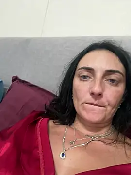 Snapshot of Miroslava1247 chatting on July 6, 8:11 pm Miroslava1247 online show from July 6, 8:11 pm