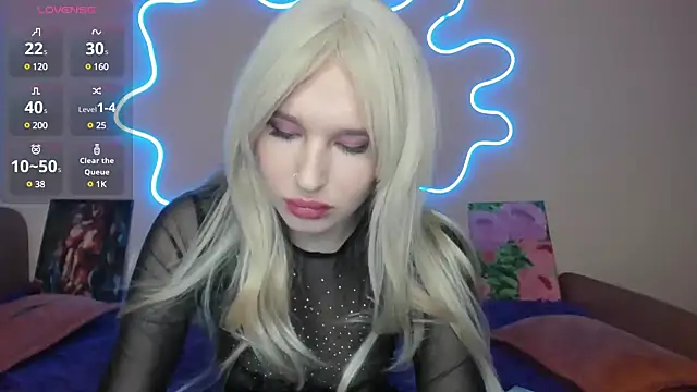 EvelinaLuu online show from March 2, 1:47 am