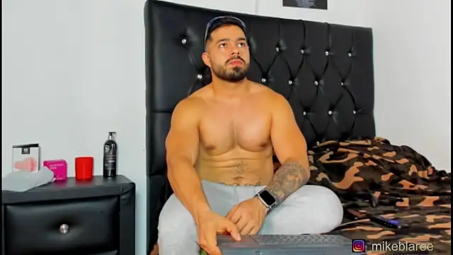 mikeblaree online show from February 23, 8:17 pm