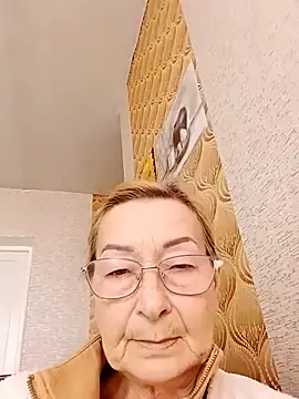 SophiaSky6037 online show from February 17, 1:10 pm