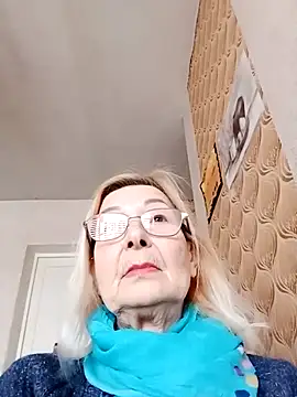 SophiaSky6037 online show from February 21, 7:45 am