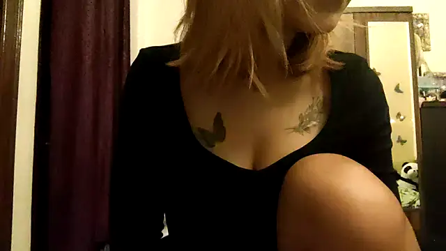 suki fruit online show from March 14, 8:06 pm