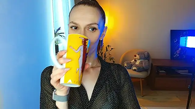 Lady Sunshine  online show from March 7, 8:55 am