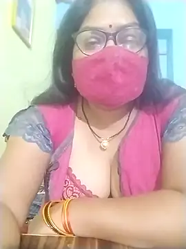 Snapshot of fuunalka chatting on October 28, 4:05 am fuunalka online show from October 28, 4:05 am