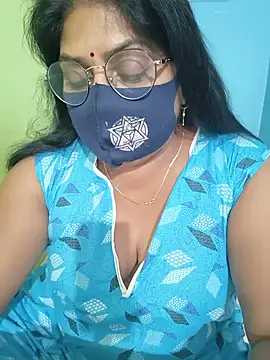 Snapshot of fuunalka chatting on July 10, 9:56 am fuunalka online show from July 10, 9:56 am