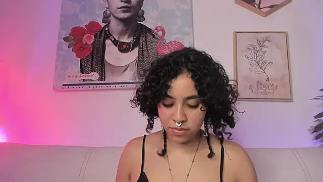 Dhalila  online show from March 7, 4:35 am