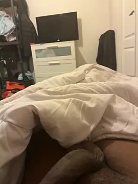 Snapshot of grossebite907 chatting on November 13, 4:17 pm grossebite907 online show from November 13, 4:17 pm