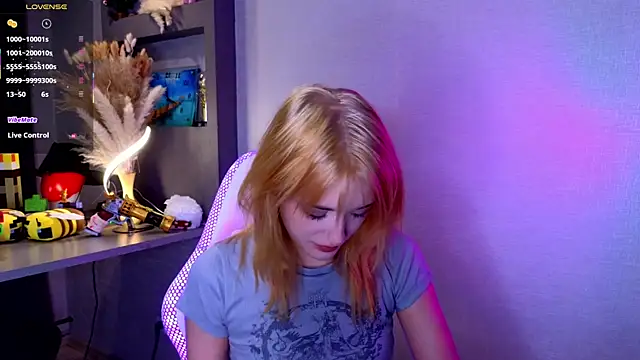 Hisoka akerley online show from September 13, 4:51 pm