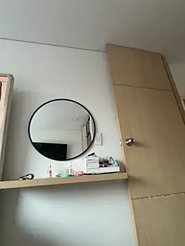 Snapshot of KarolVega- chatting on November 11, 2:50 pm KarolVega- online show from November 11, 2:50 pm