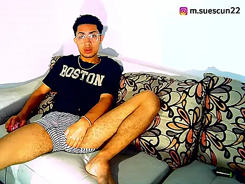 MARXSUESCUN1 online show from February 18, 8:36 pm