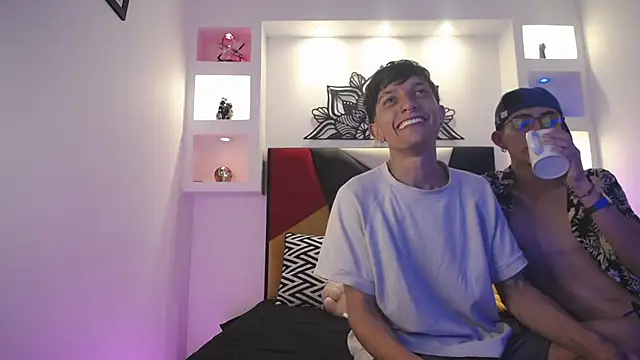 MaikyCooper online show from March 3, 4:14 am