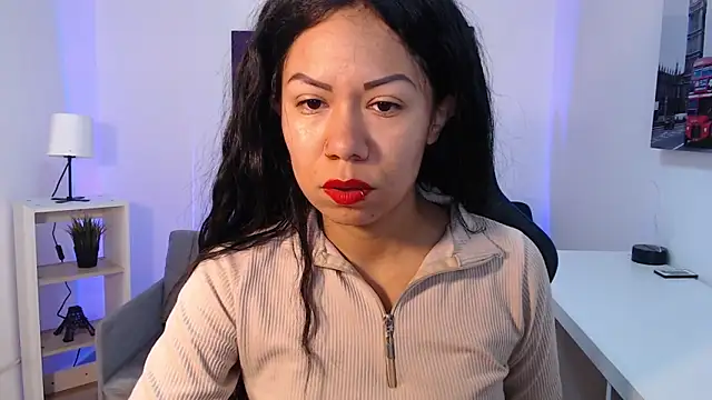 Snapshot of Katelady chatting on October 24, 10:55 am Katelady online show from October 24, 10:55 am