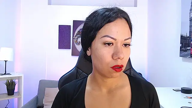 Snapshot of Katelady chatting on November 17, 12:00 pm Katelady online show from November 17, 12:00 pm