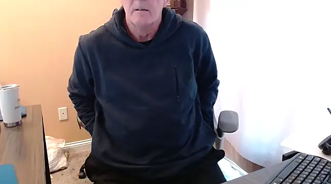 olderandwiser2 online show from February 25, 5:04 pm