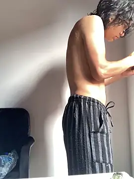 shadowsofgarden online show from February 15, 1:16 pm