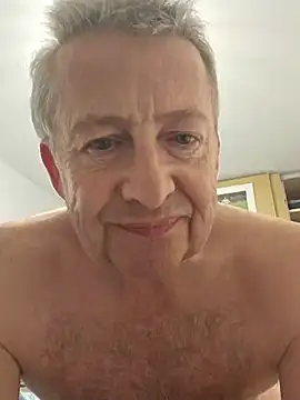 mann4u147 online show from September 9, 11:15 pm