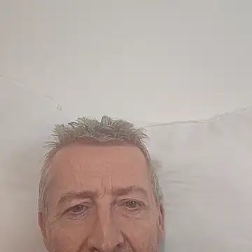 mann4u147 online show from October 18, 9:15 pm