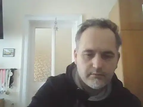 Szolga10 online show from November 15, 10:56 am