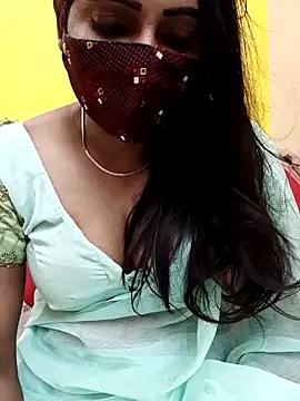 Snapshot of Thamarai28 chatting on September 14, 5:34 pm Thamarai28 online show from September 14, 5:34 pm