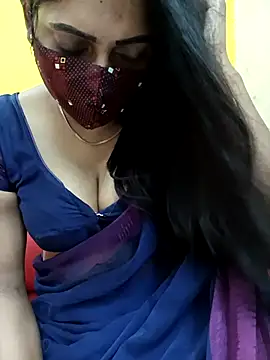 Snapshot of Thamarai28 chatting on September 22, 4:31 pm Thamarai28 online show from September 22, 4:31 pm