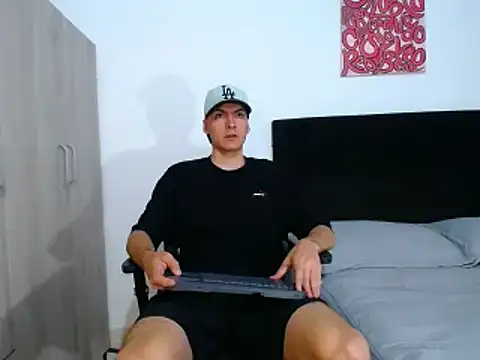 Snapshot of jacknoriz chatting on February 20, 4:28 am jacknoriz online show from February 20, 4:28 am