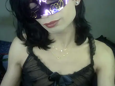 Snapshot of YourCDBitch chatting on May 1, 6:23 pm YourCDBitch online show from May 1, 6:23 pm