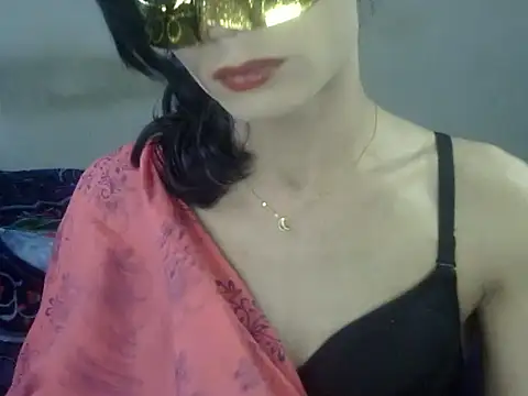 Snapshot of YourCDBitch chatting on May 24, 12:37 am YourCDBitch online show from May 24, 12:37 am