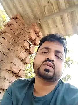 Snapshot of Vij717 chatting on March 16, 7:15 am Vij717 online show from March 16, 7:15 am