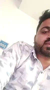 Snapshot of Vij717 chatting on March 21, 12:06 pm Vij717 online show from March 21, 12:06 pm