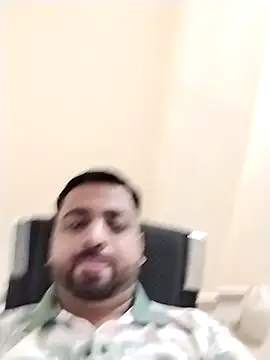 Snapshot of Vij717 chatting on October 5, 11:46 pm Vij717 online show from October 5, 11:46 pm