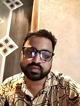 Snapshot of Vij717 chatting on October 19, 2:29 pm Vij717 online show from October 19, 2:29 pm