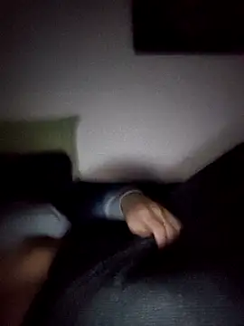 halfArabhalfspanish online show from February 21, 3:01 am