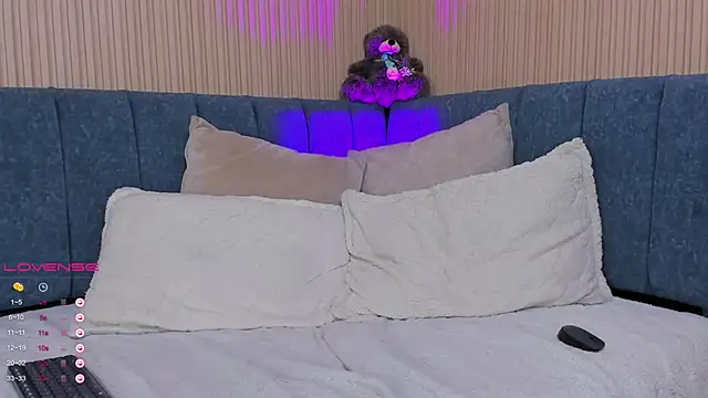 Snapshot of elizabeth_20 chatting on March 22, 10:26 pm elizabeth 20 online show from March 22, 10:26 pm