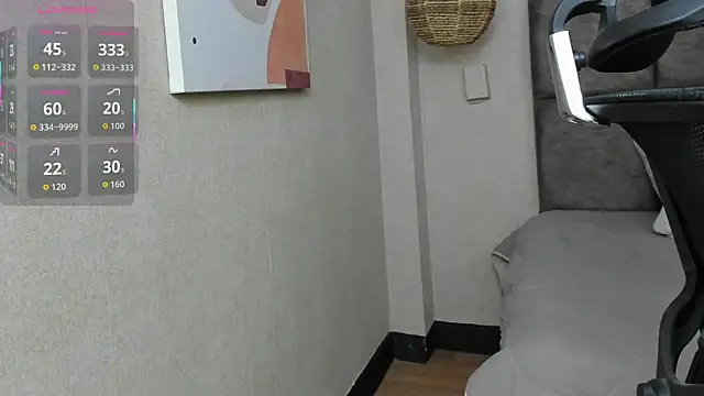 Snapshot of elizabeth_20 chatting on October 14, 7:03 pm elizabeth 20 online show from October 14, 7:03 pm