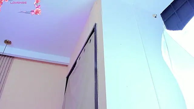 Snapshot of elizabeth_20 chatting on October 29, 7:04 pm elizabeth 20 online show from October 29, 7:04 pm