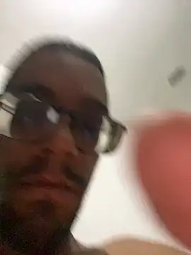 Diegodelicia online show from April 19, 2:44 am