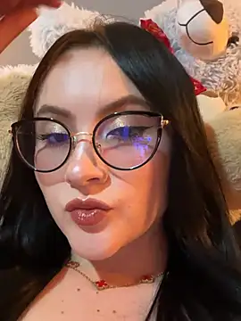 ValentinaOrtiz3 online show from February 23, 11:24 pm