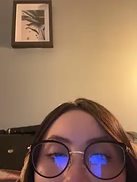 Snapshot of ValentinaOrtiz3 chatting on June 8, 3:07 am ValentinaOrtiz3 online show from June 8, 3:07 am