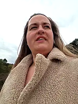 justtess online show from April 13, 1:05 pm