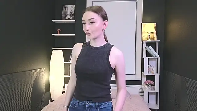 Snapshot of FeliceAldridge chatting on February 15, 6:12 pm FeliceAldridge online show from February 15, 6:12 pm