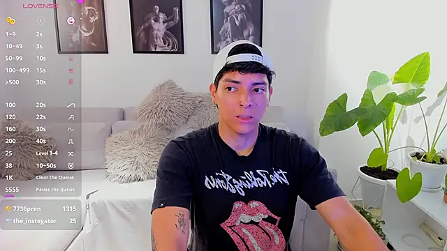  JacobMiller   online show from February 25, 9:24 pm