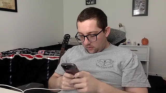 Snapshot of Milflover96 chatting on March 7, 8:44 pm Milflover96 online show from March 7, 8:44 pm