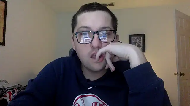 Snapshot of Milflover96 chatting on March 10, 4:03 pm Milflover96 online show from March 10, 4:03 pm