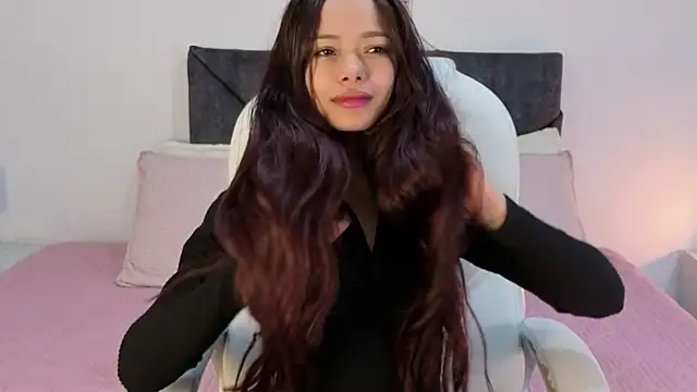 Snapshot of sara_sharma_ chatting on October 10, 4:55 am sara sharma online show from October 10, 4:55 am