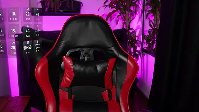 Snapshot of sara_sharma_ chatting on December 5, 2:36 pm sara sharma online show from December 5, 2:36 pm