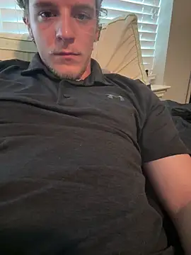 Snapshot of theycallmes3x chatting on March 18, 8:48 pm theycallmes3x online show from March 18, 8:48 pm