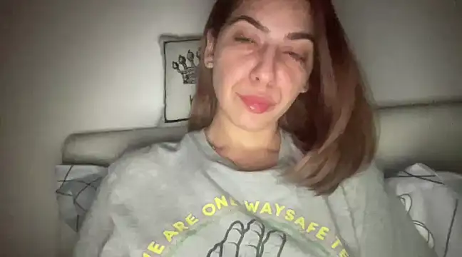 sarrah rossy online show from March 11, 11:37 pm